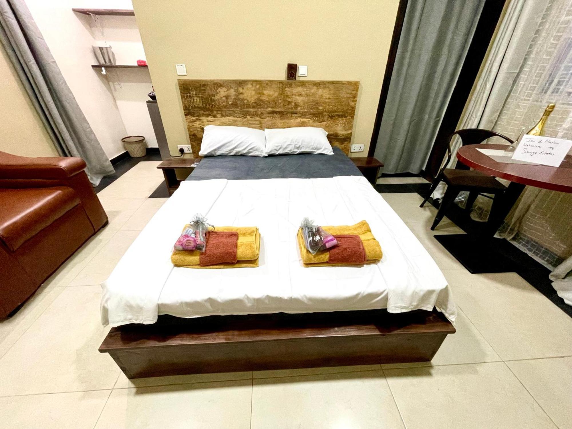 Accra Luxury Apartments At The Sanga Estates Oduman Szoba fotó